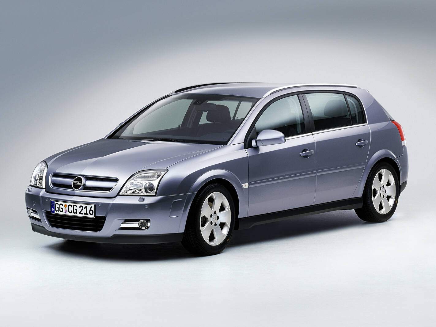 Opel Signum 3.2 V6 (2003-2005),  ajouté par fox58