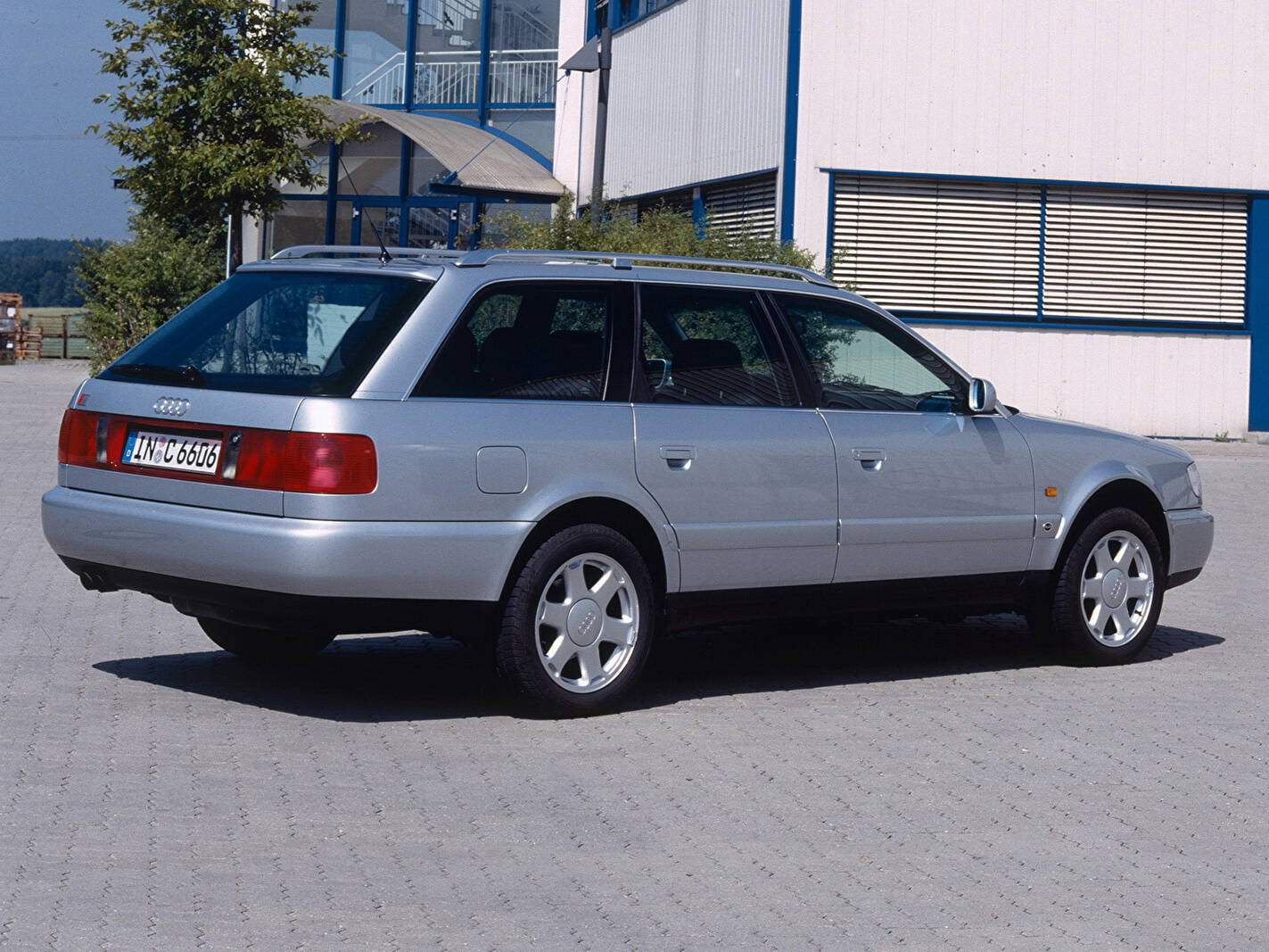 Audi S6 Avant (C4) (1994-1997),  ajouté par fox58