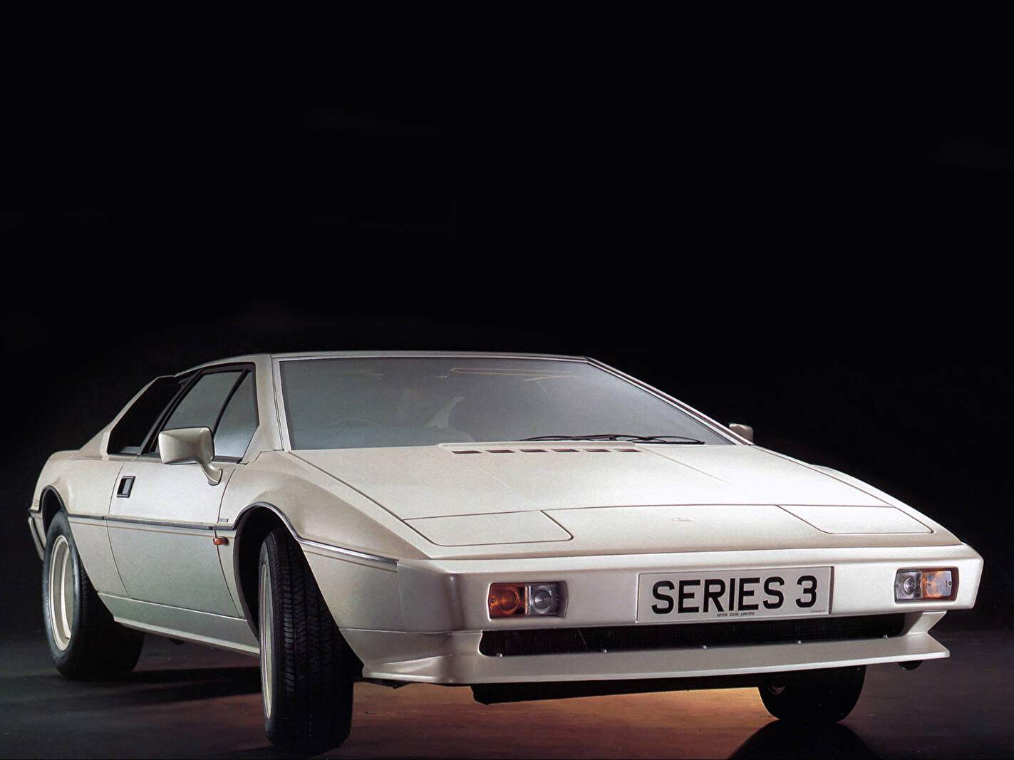 Lotus Esprit III (1981-1987),  ajouté par fox58