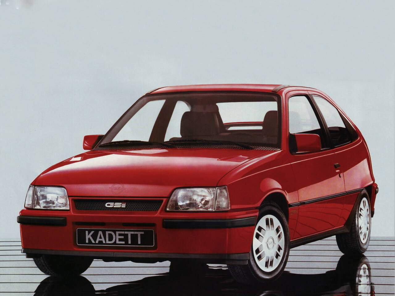Opel Kadett V 1.8 GSi (E) (1985-1987),  ajouté par fox58