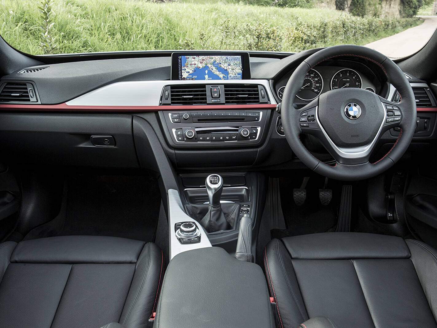 BMW 318d Gran Turismo (F34) (2013-2015),  ajouté par fox58