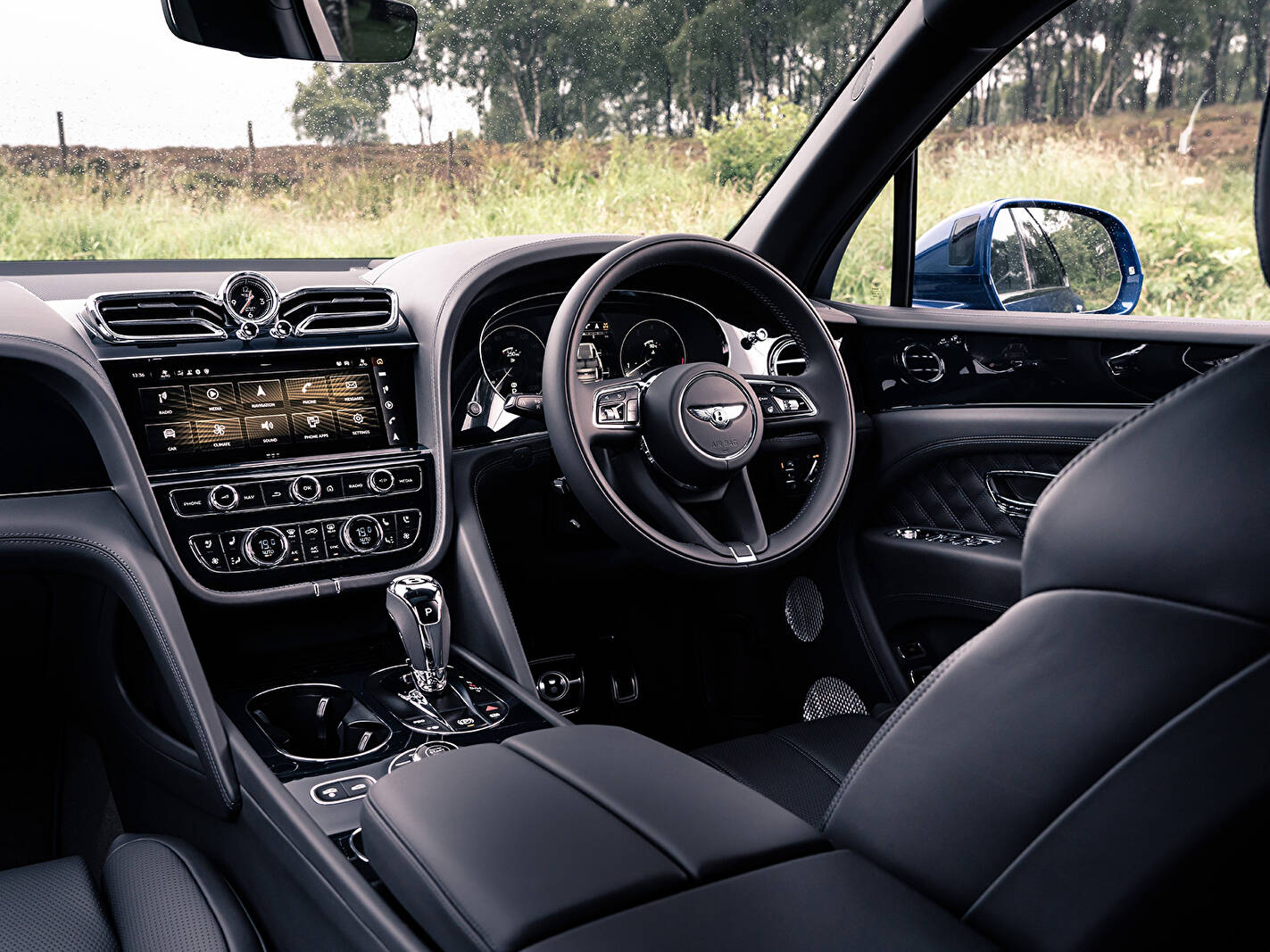 Bentley Bentayga V8 « First Edition » (2020),  ajouté par fox58