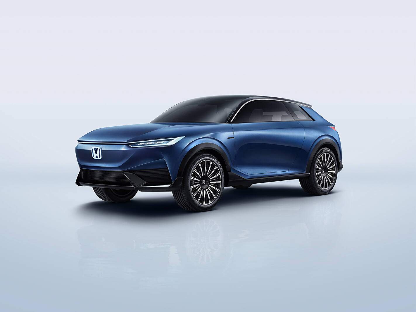 Honda SUV e:concept (2020),  ajouté par fox58