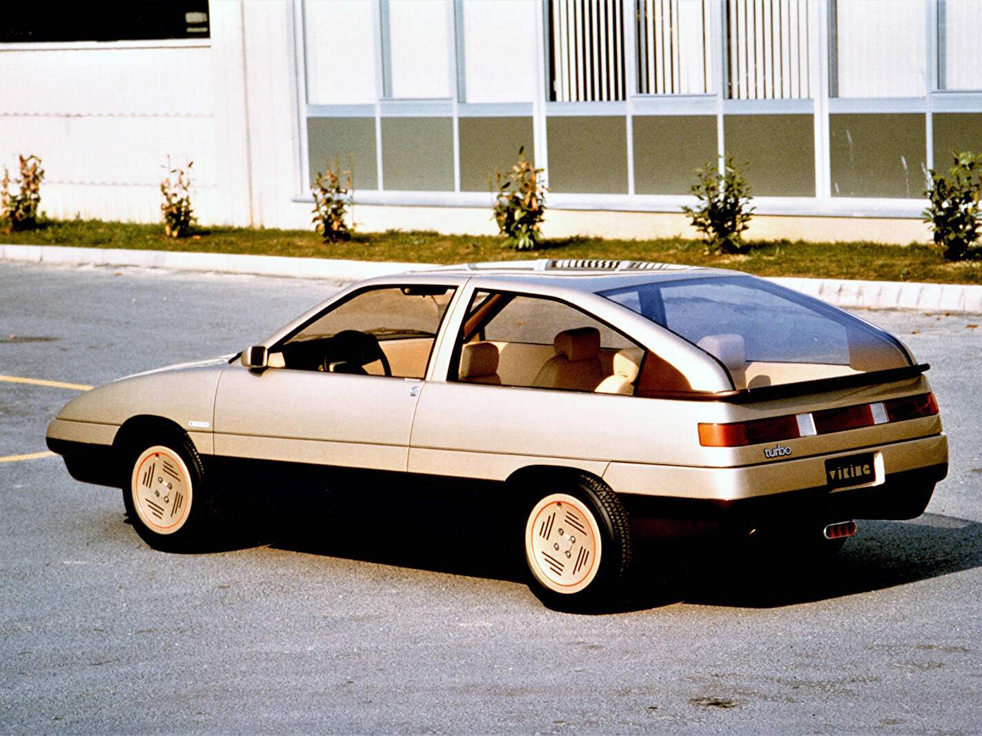 Saab Viking Concept (1982),  ajouté par fox58