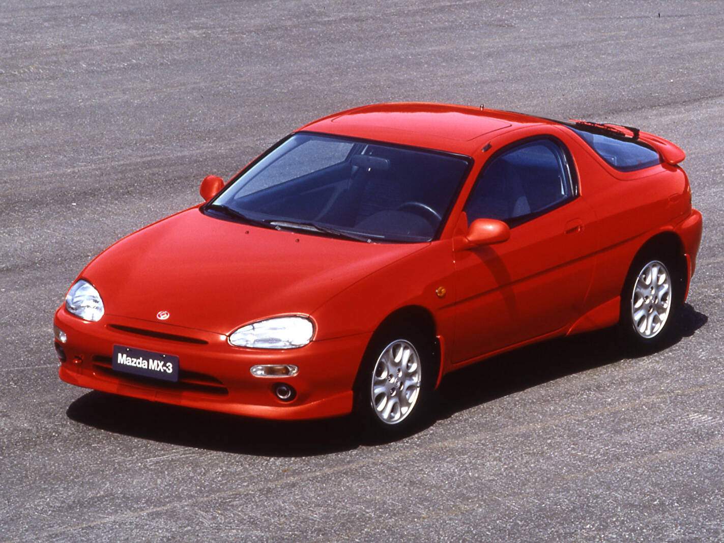 Mazda MX-3 1.8 V6 130 (EC) (1991-1998),  ajouté par fox58