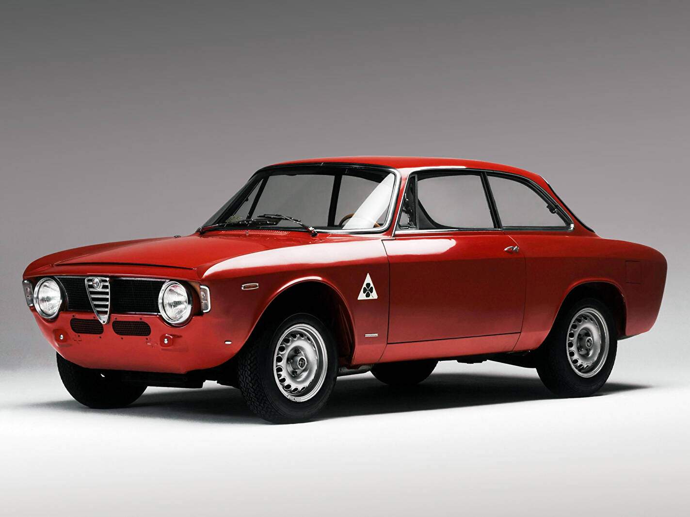 Alfa Romeo Giulia GTA SA (1967-1968),  ajouté par fox58