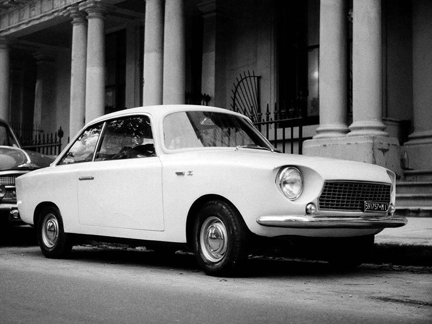 Morris Mini-Minor "Gatto" Coupé (1961),  ajouté par fox58