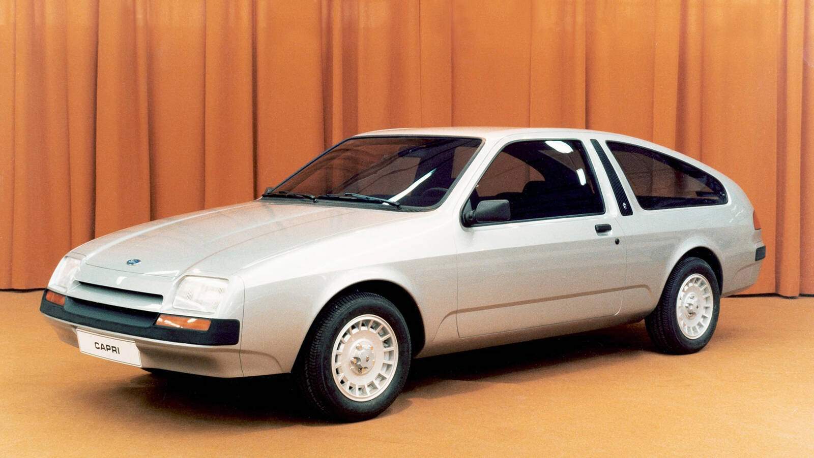 Ford Capri 2.8 Concept (1980),  ajouté par fox58