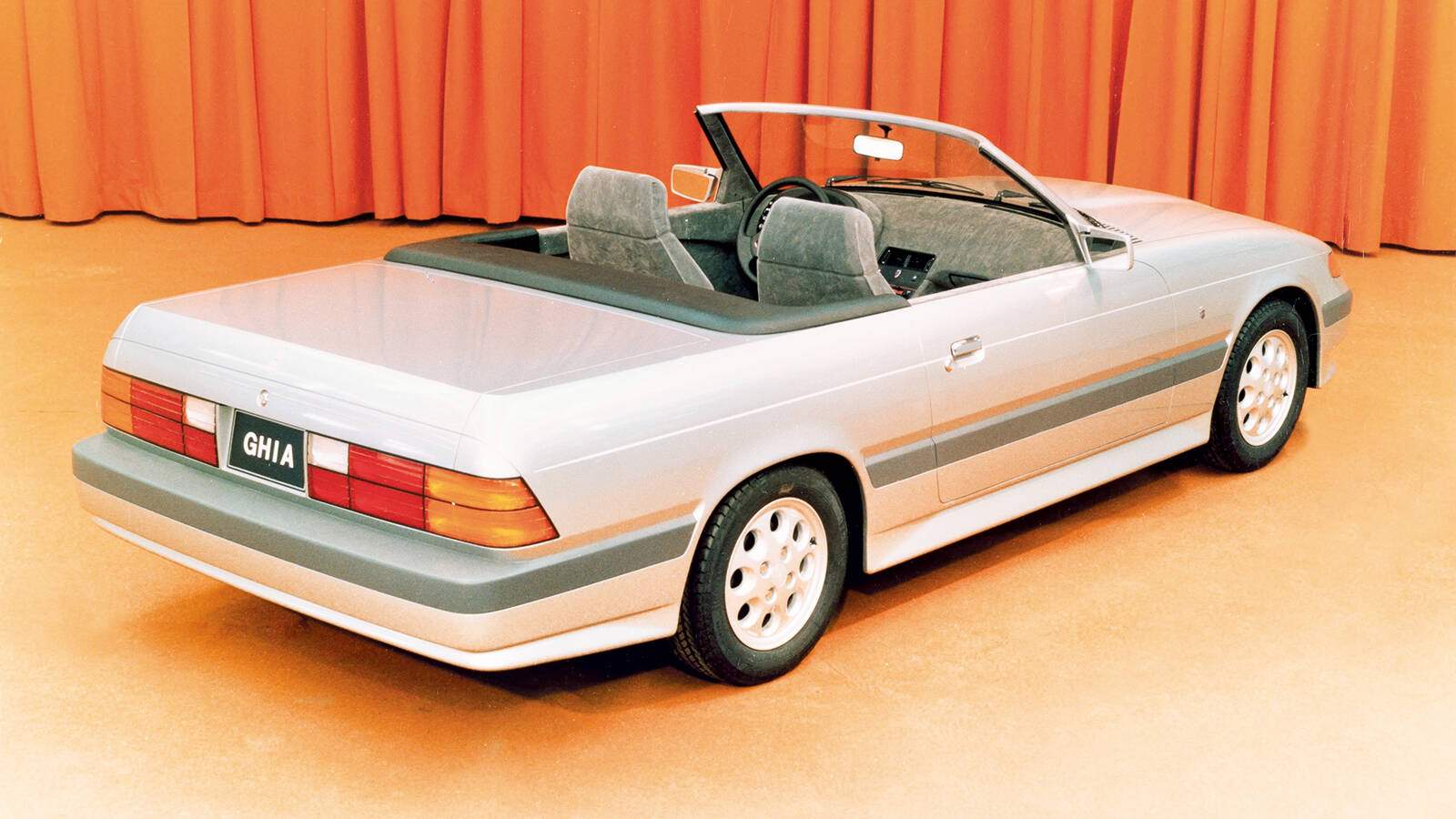 Ford Sierra Convertible Concept (1980),  ajouté par fox58