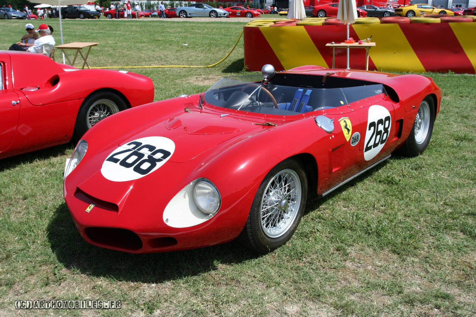 Ferrari 268 SP (1962),  ajouté par fox58