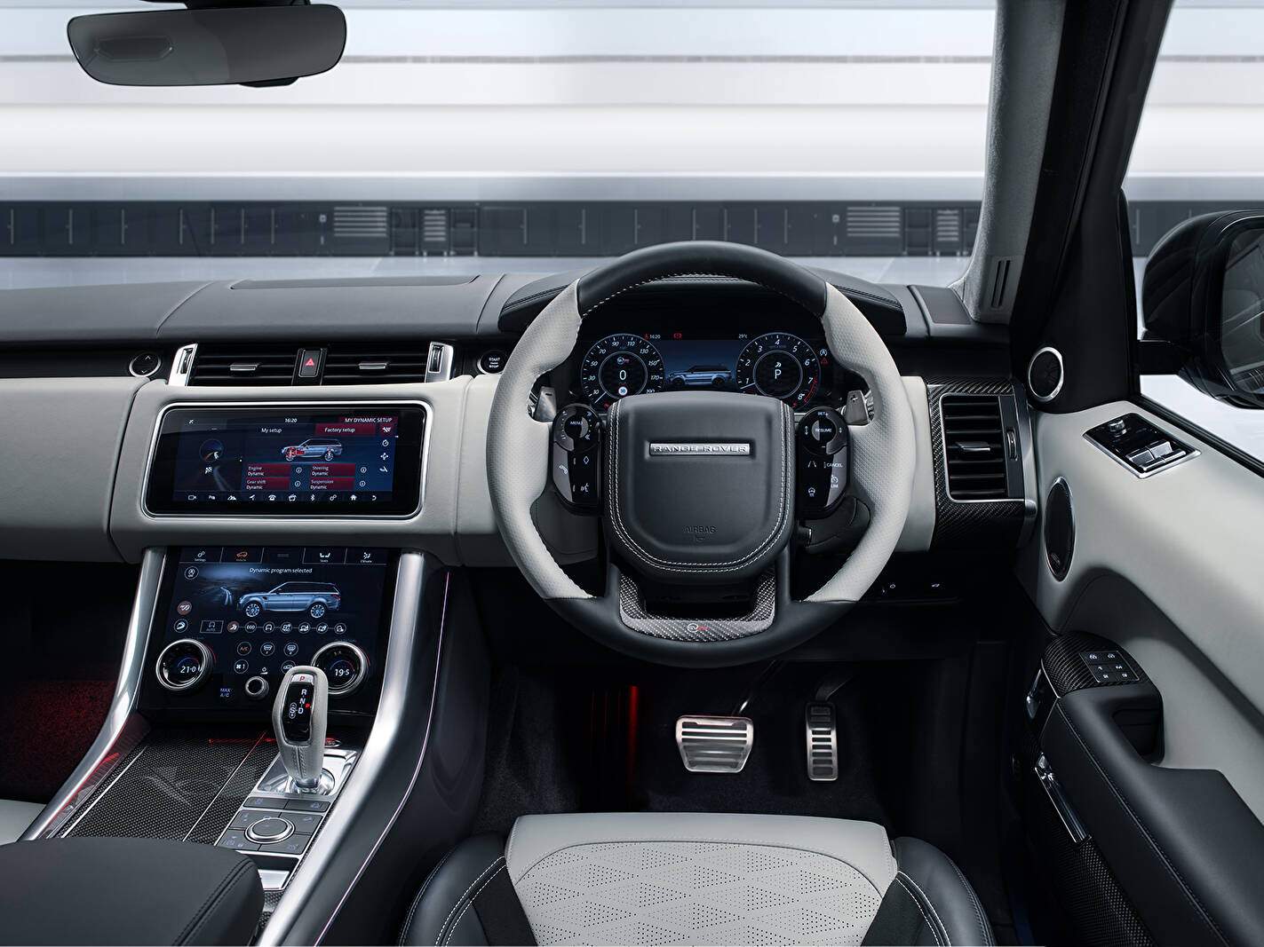 Land Rover Range Rover Sport II SVR « Ultimate Edition » (2021),  ajouté par fox58