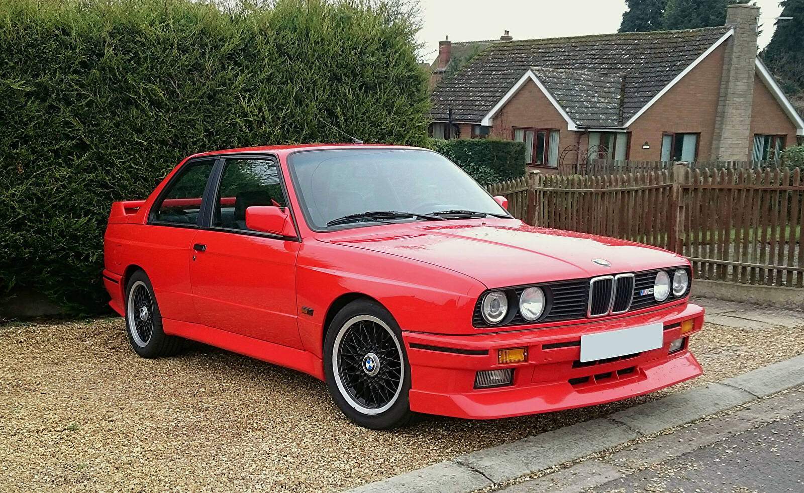 BMW M3 Evolution I (E30) « Johnny Cecotto Edition » (1989),  ajouté par fox58
