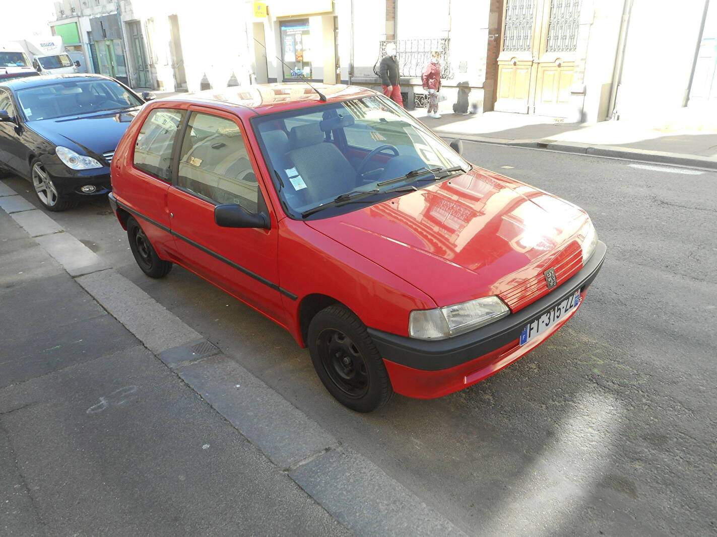 Peugeot 106 1.1 « Carte Rouge » (1993-1995),  ajouté par fox58