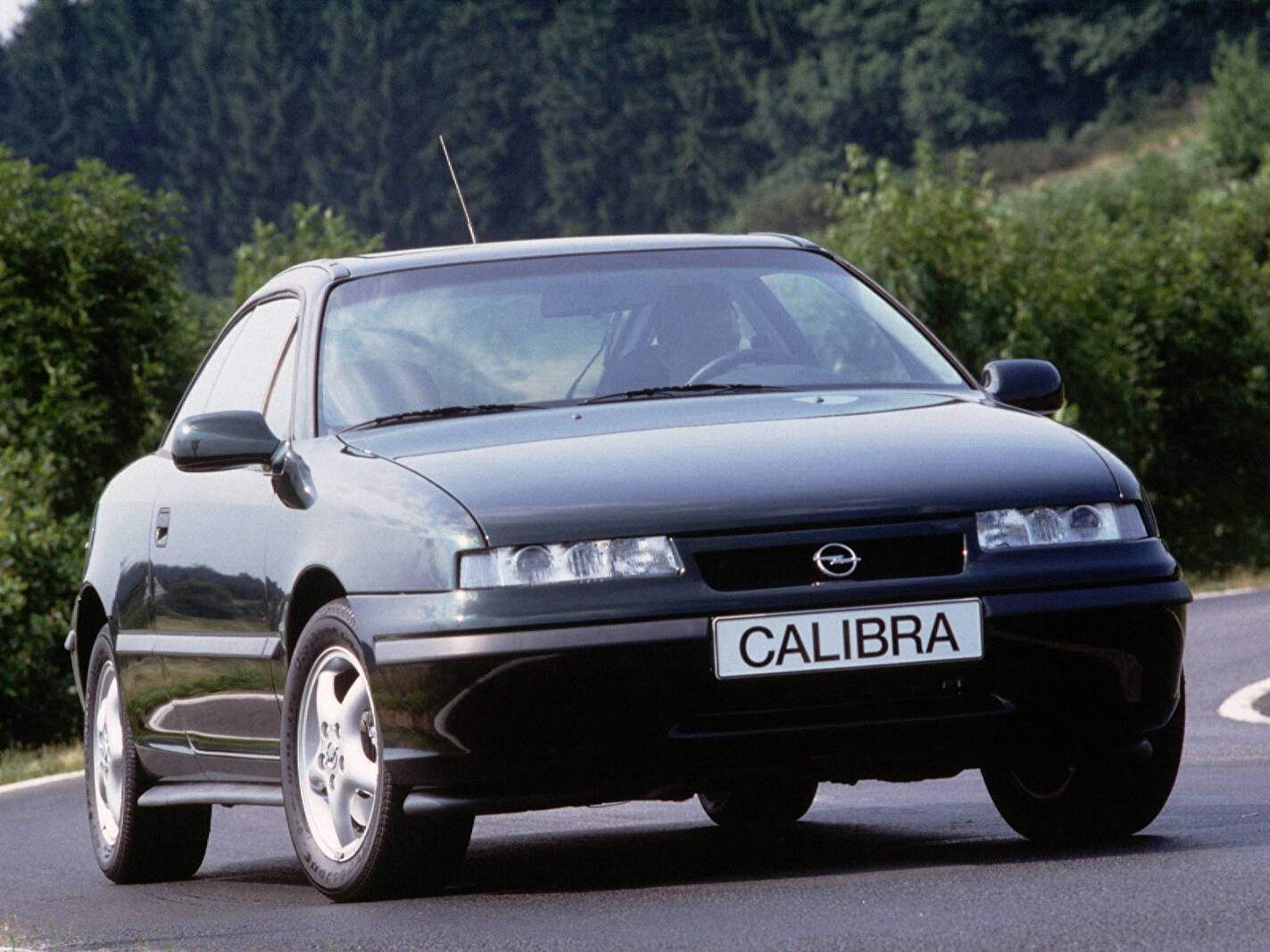 Opel Calibra 2.5 V6 (1994-1998),  ajouté par fox58