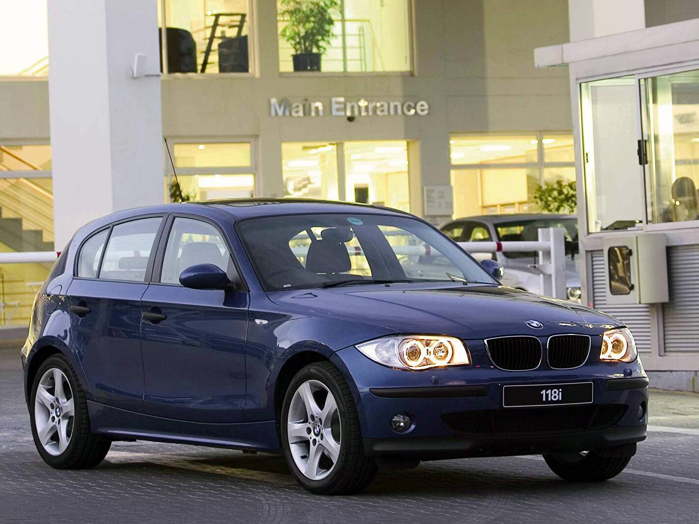 BMW 118i (E87) (2004-2007),  ajouté par fox58