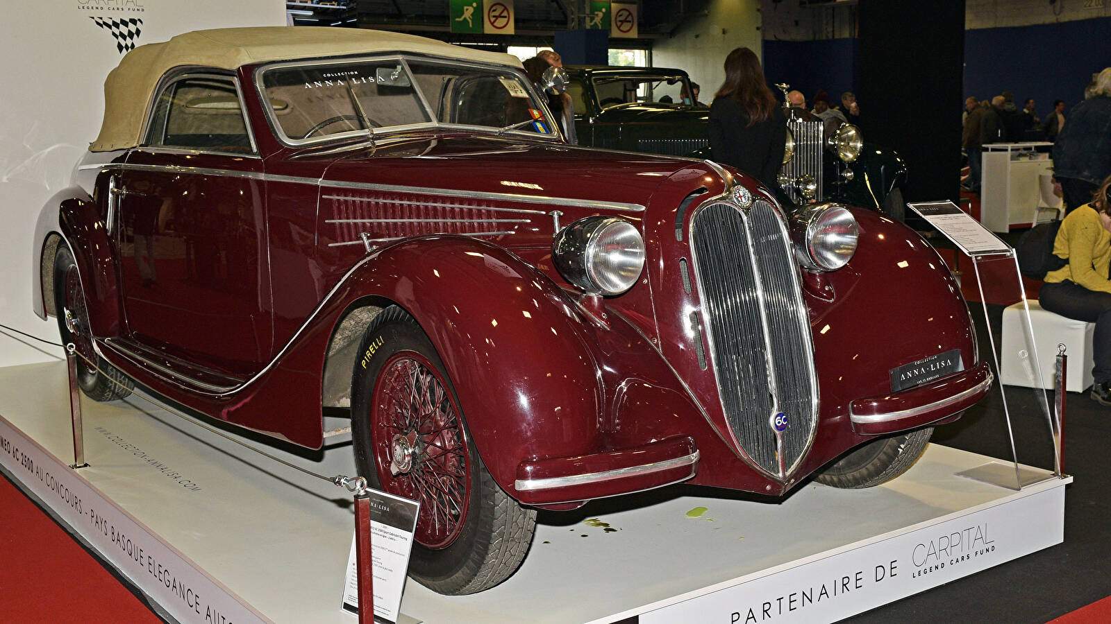 Alfa Romeo 6C 2500 Sport « Touring Cabriolet » (1939),  ajouté par fox58