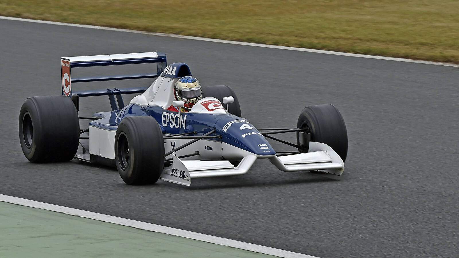 Tyrrell 019 (1990),  ajouté par fox58