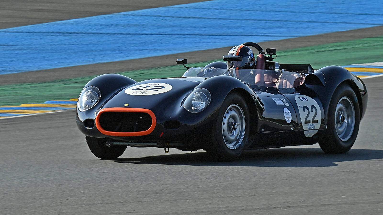 Lister Knobbly Jaguar (1957-1958),  ajouté par fox58