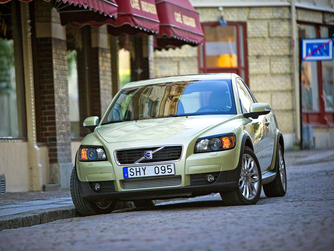 Volvo C30 T5 (2006-2008),  ajouté par fox58