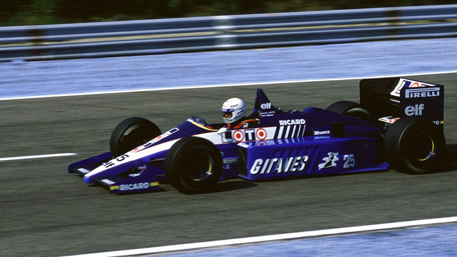 Ligier JS27 (1986),  ajouté par fox58
