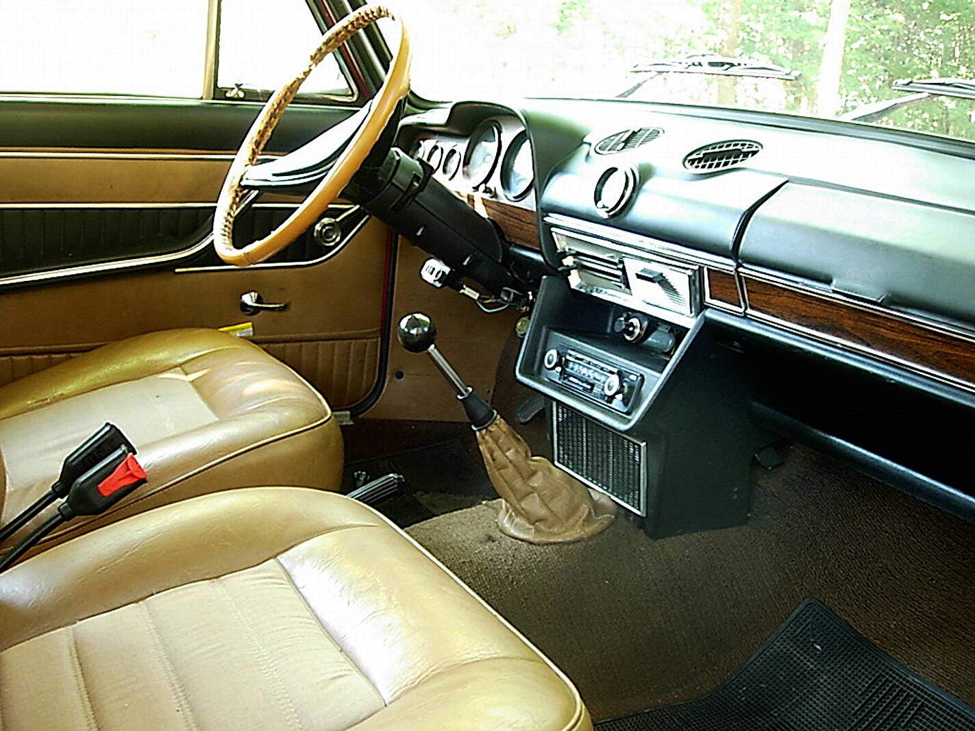 Lada 1500 S (1973-1980),  ajouté par trabantino