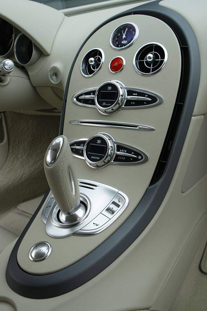 Bugatti EB 16.4 Veyron « Bleu Centenaire » (2009),  ajouté par fox58