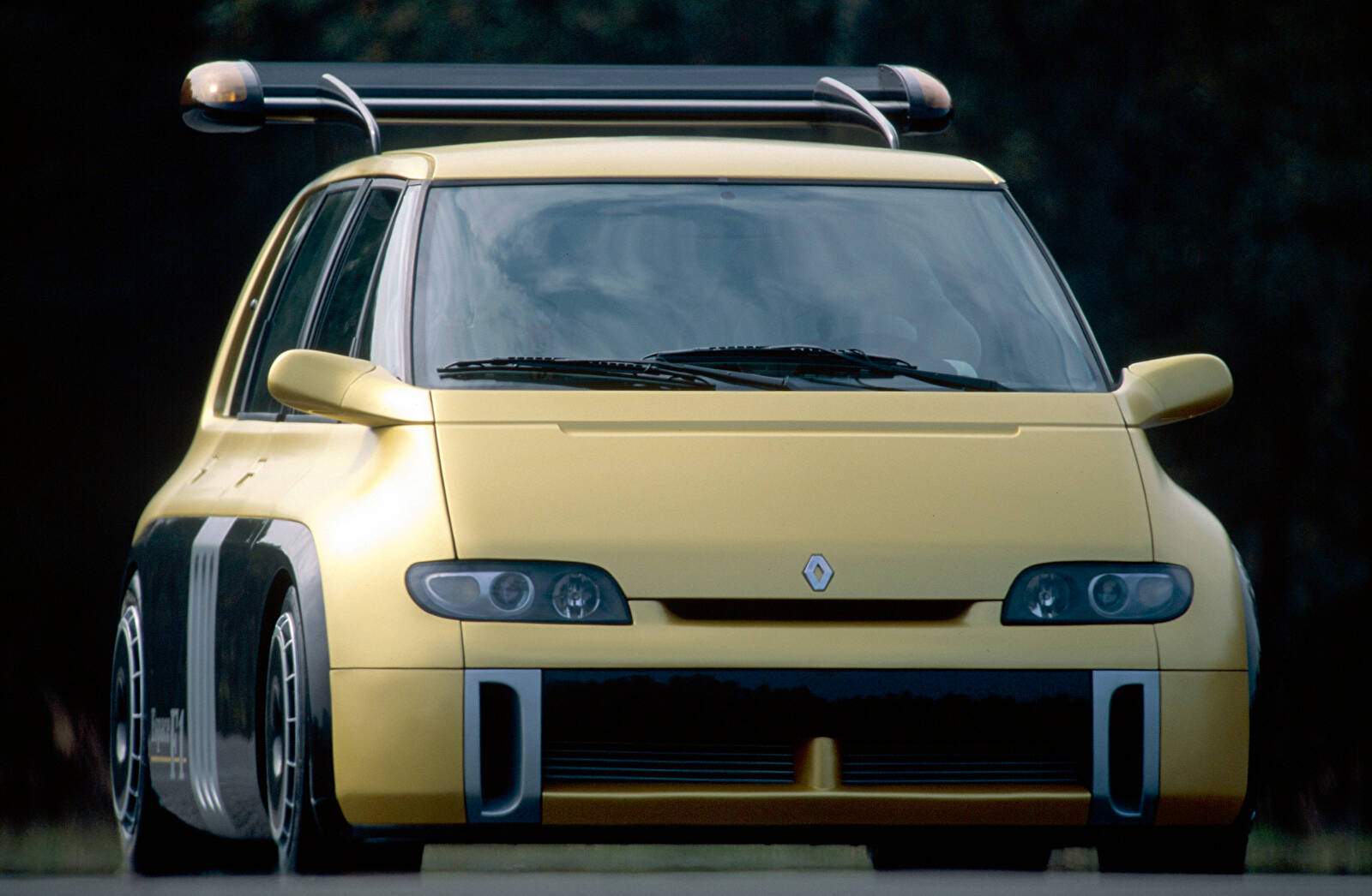 Renault Espace F1 Concept (1995),  ajouté par fox58