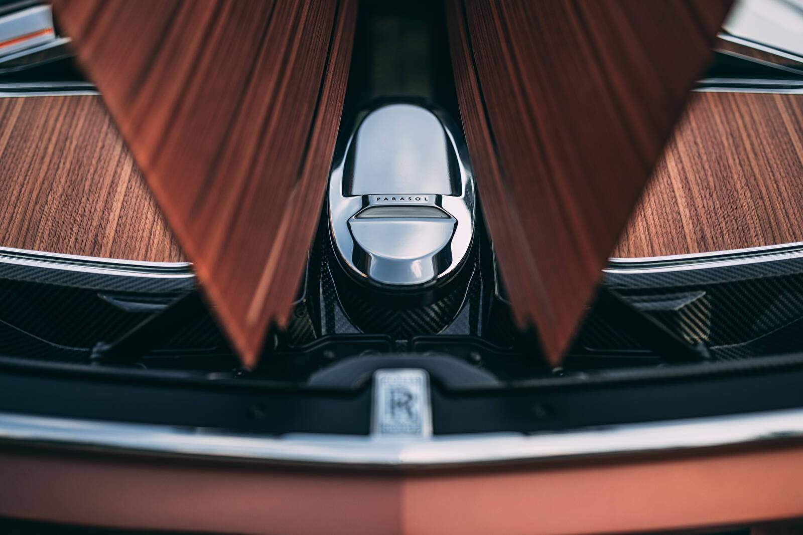 Rolls-Royce Boat Tail (2021-2022),  ajouté par fox58
