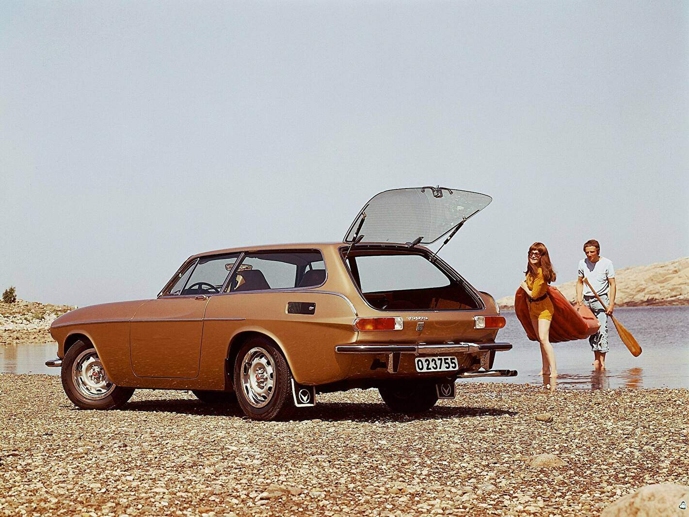 Volvo P1800 ES (1971-1973),  ajouté par fox58