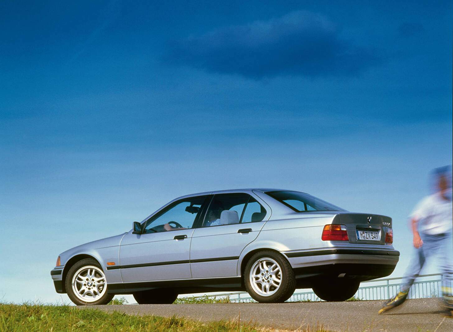 BMW 320i (E36) (1991-1997),  ajouté par fox58