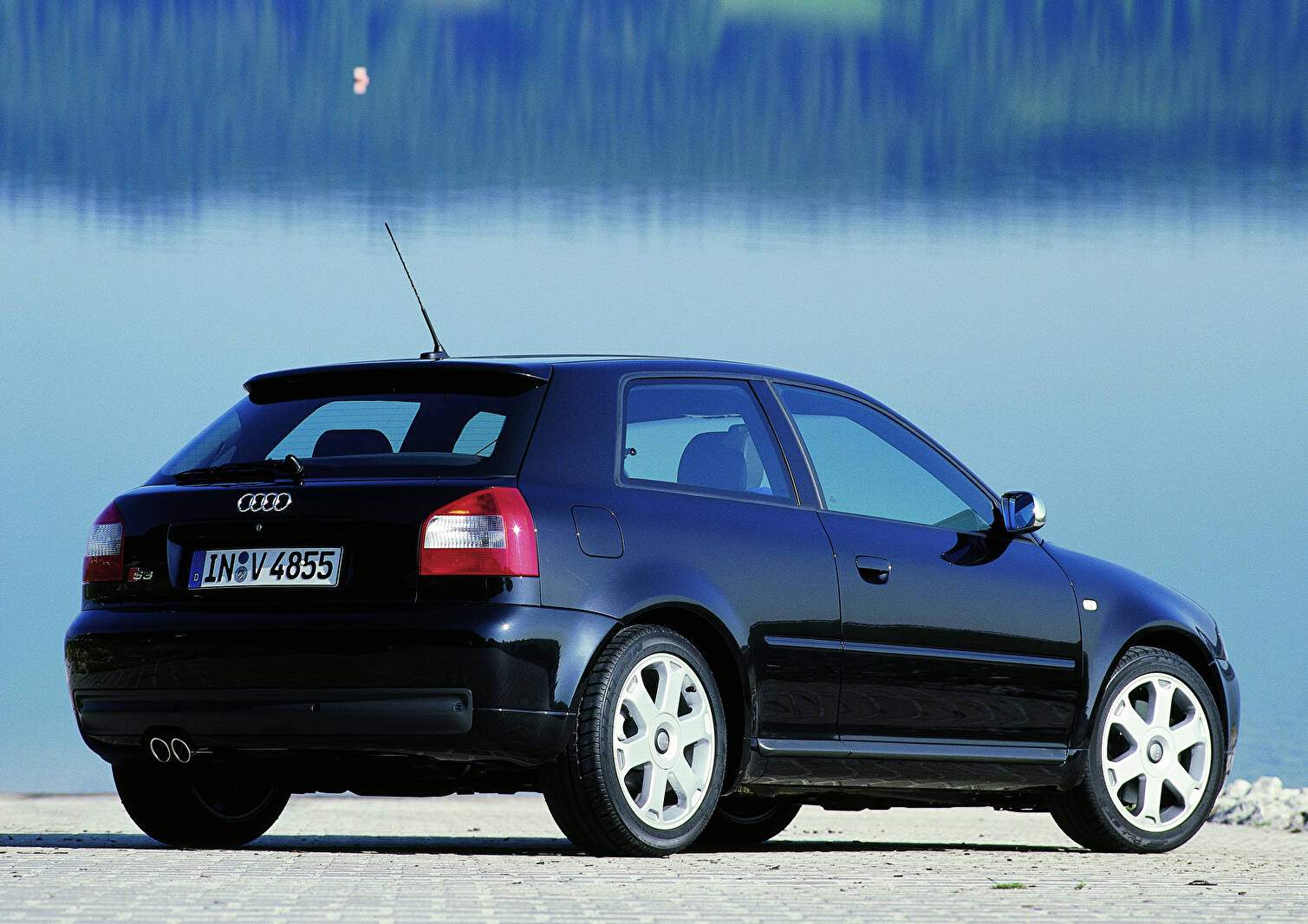 Audi S3 (8L) (2001-2003),  ajouté par fox58