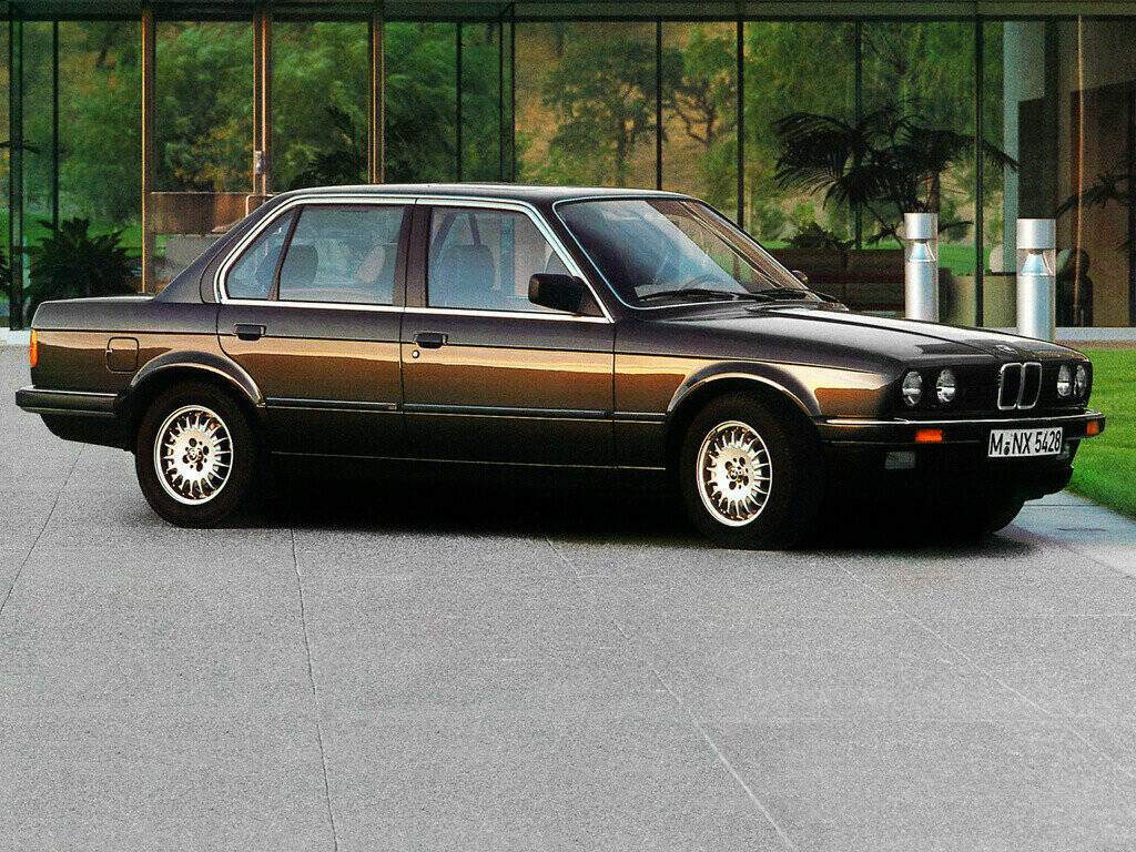 BMW 325e (E30) (1985-1986),  ajouté par fox58