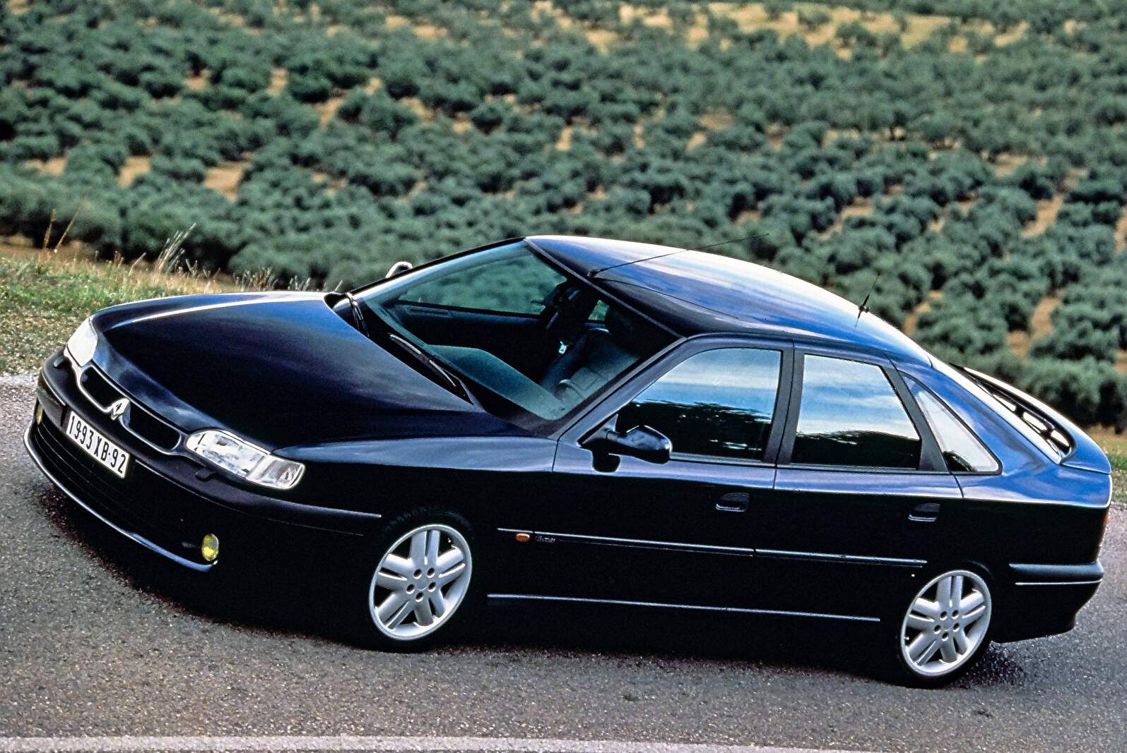 Renault Safrane 3.0i V6 Biturbo (1993-1996),  ajouté par fox58