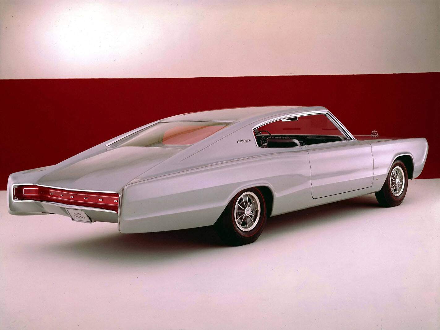 Dodge Charger II Concept Car (1965),  ajouté par fox58