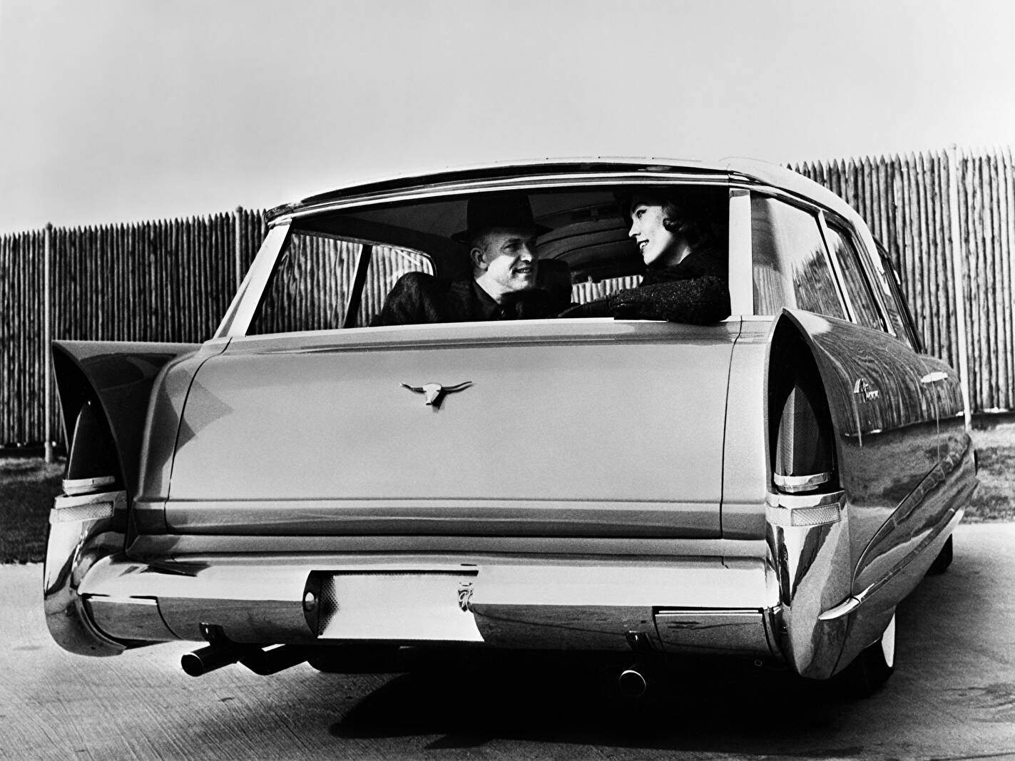 Plymouth Plainsman Concept Car (1956),  ajouté par fox58