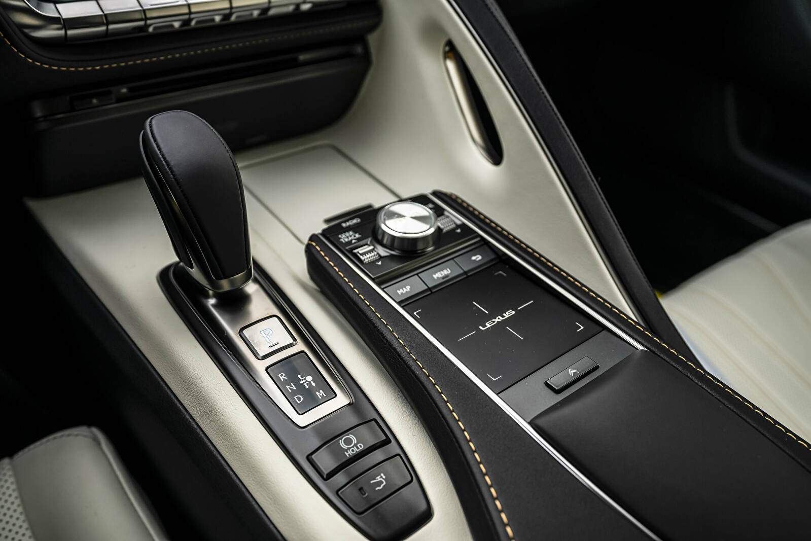 Lexus LC 500 « Inspiration Séries » (2018-2020),  ajouté par fox58