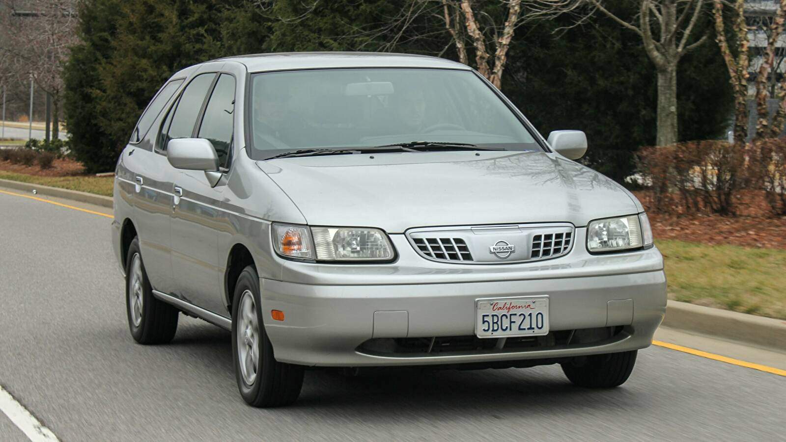 Nissan Altra EV (1998-2002),  ajouté par fox58