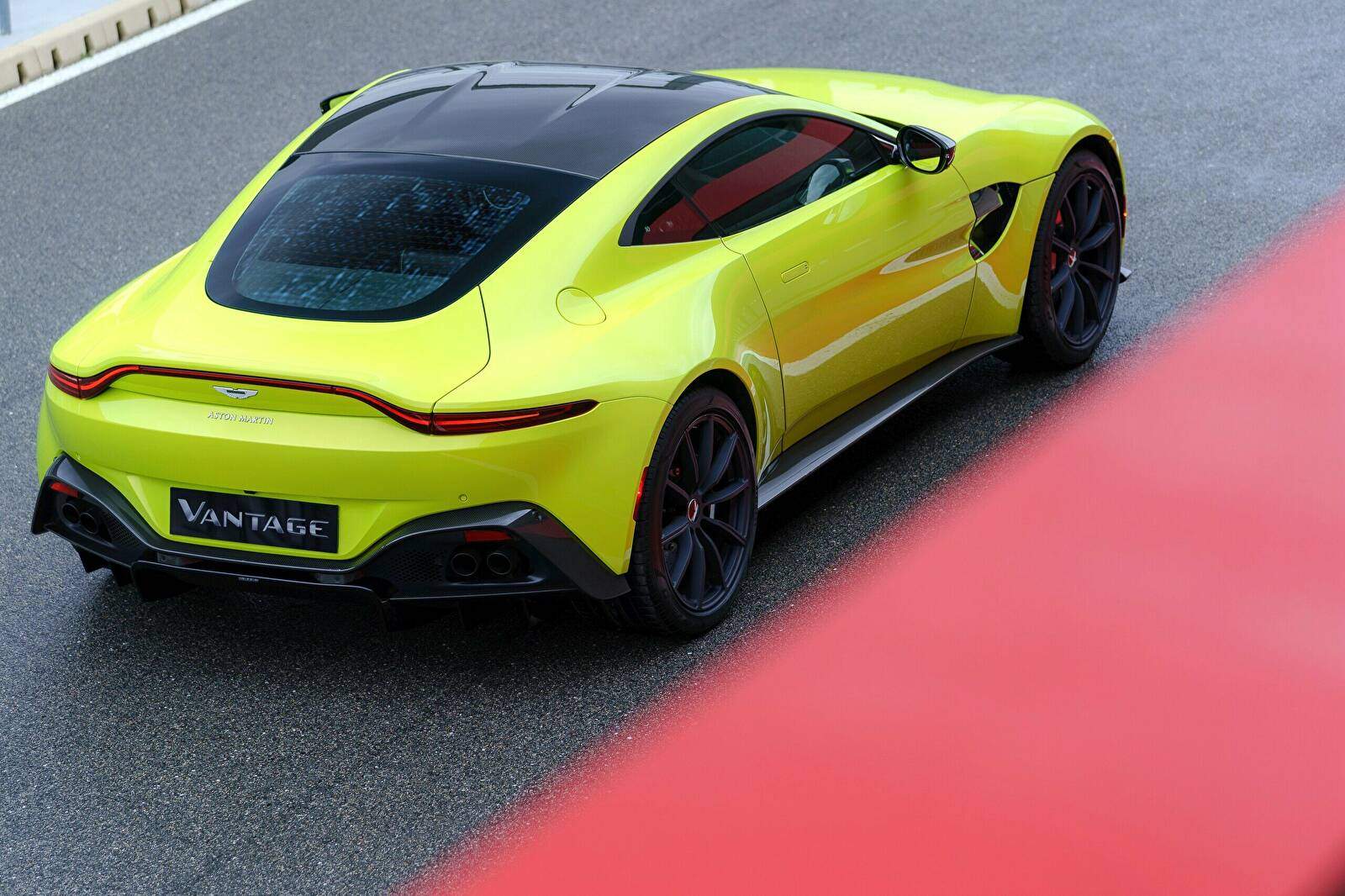 Aston Martin Vantage (2018),  ajouté par fox58