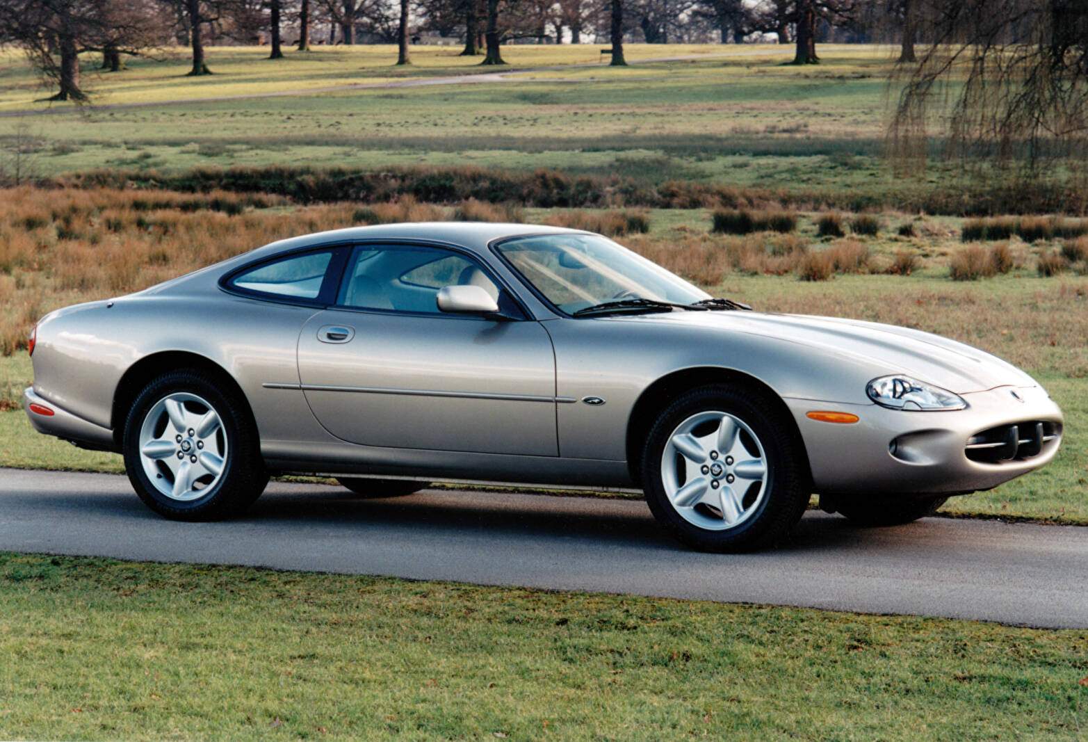 Jaguar XK8 Coupé 4.0 (X100) (1996-2002),  ajouté par fox58