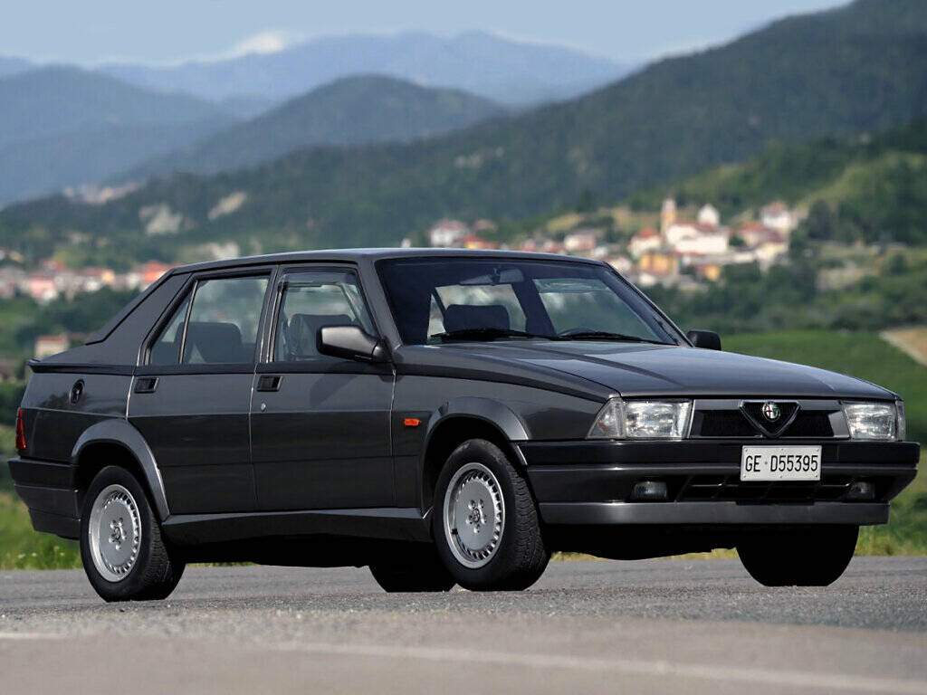 Alfa Romeo 75 2.0 TS 145 (1988-1992),  ajouté par fox58