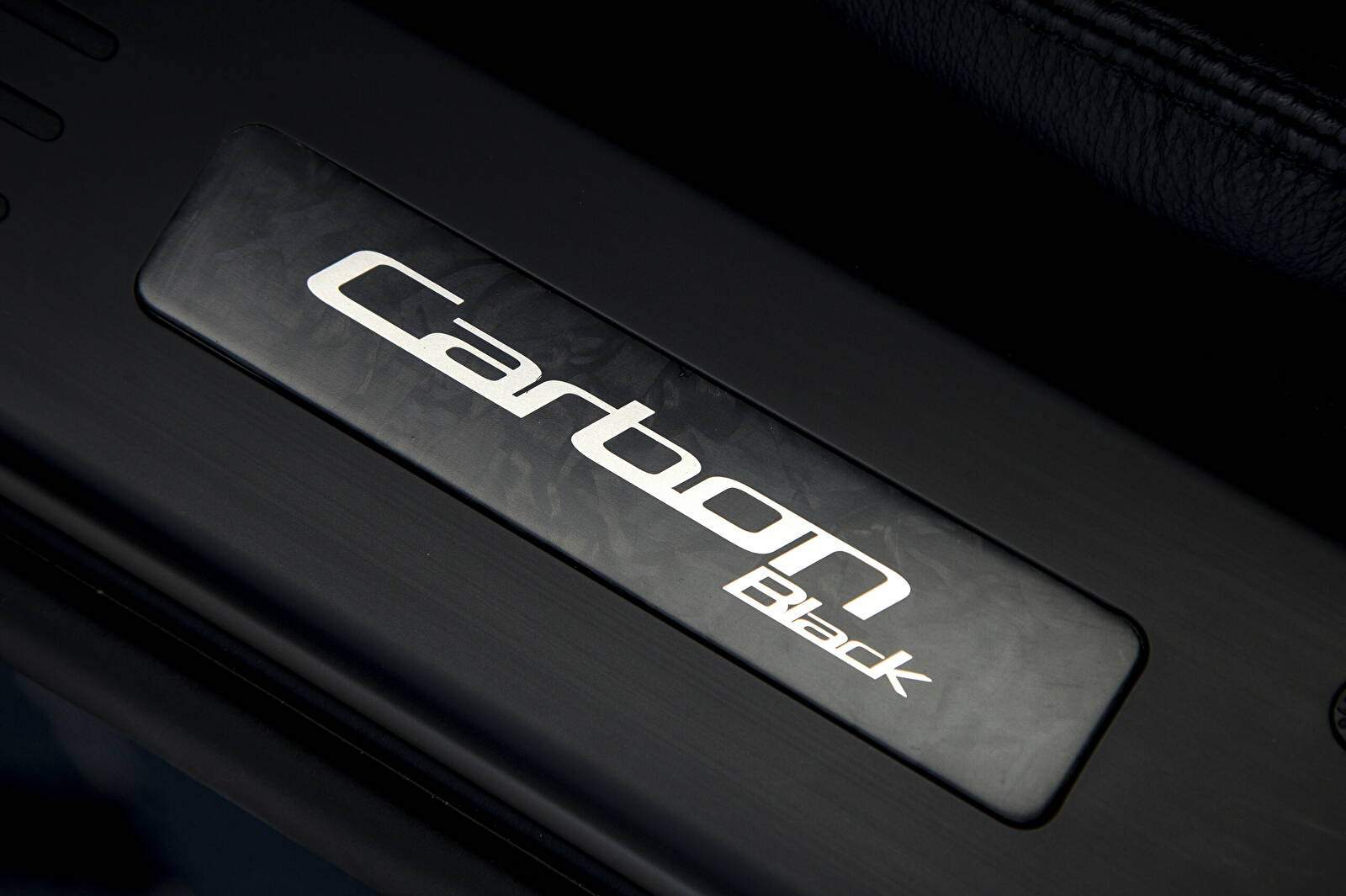 Aston Martin Vanquish II « Carbon Black » (2014-2016),  ajouté par fox58