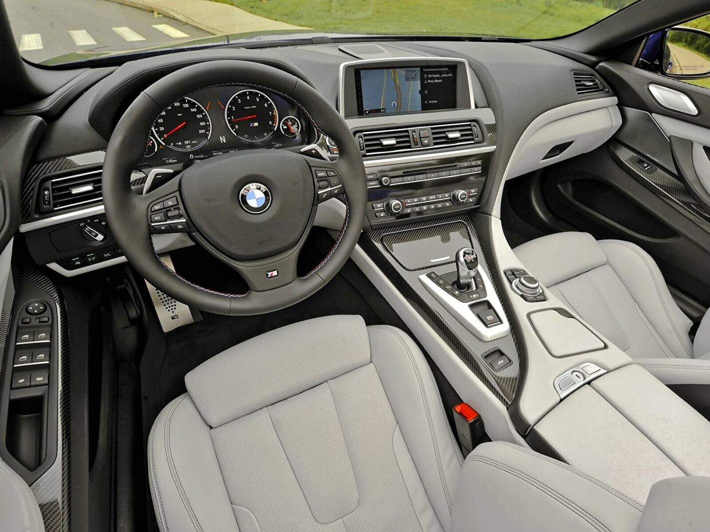 BMW M6 Cabriolet (F12) (2012-2018),  ajouté par fox58