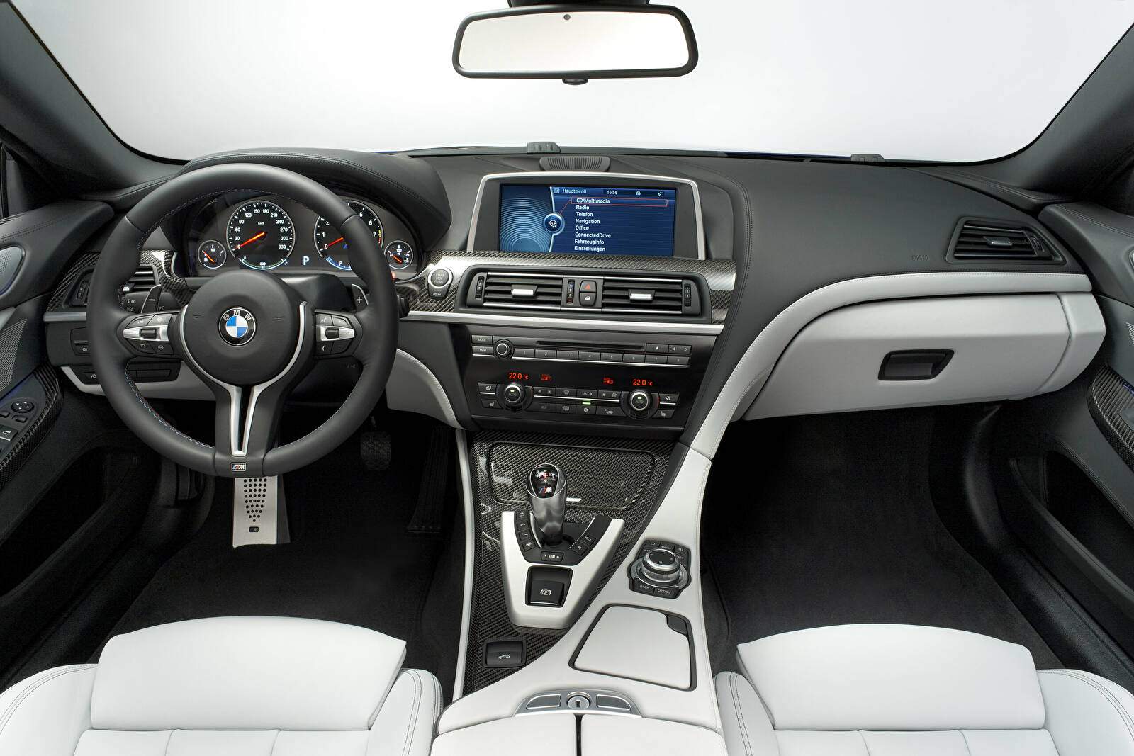 BMW M6 Cabriolet (F12) (2012-2018),  ajouté par fox58