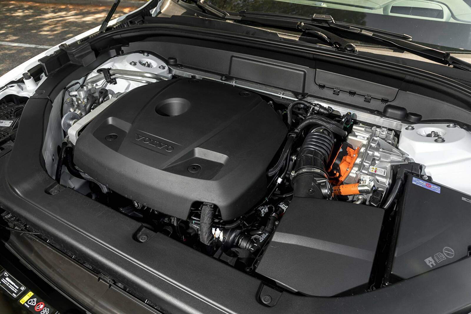Volvo XC60 II T8 Twin Engine (2018-2021),  ajouté par fox58