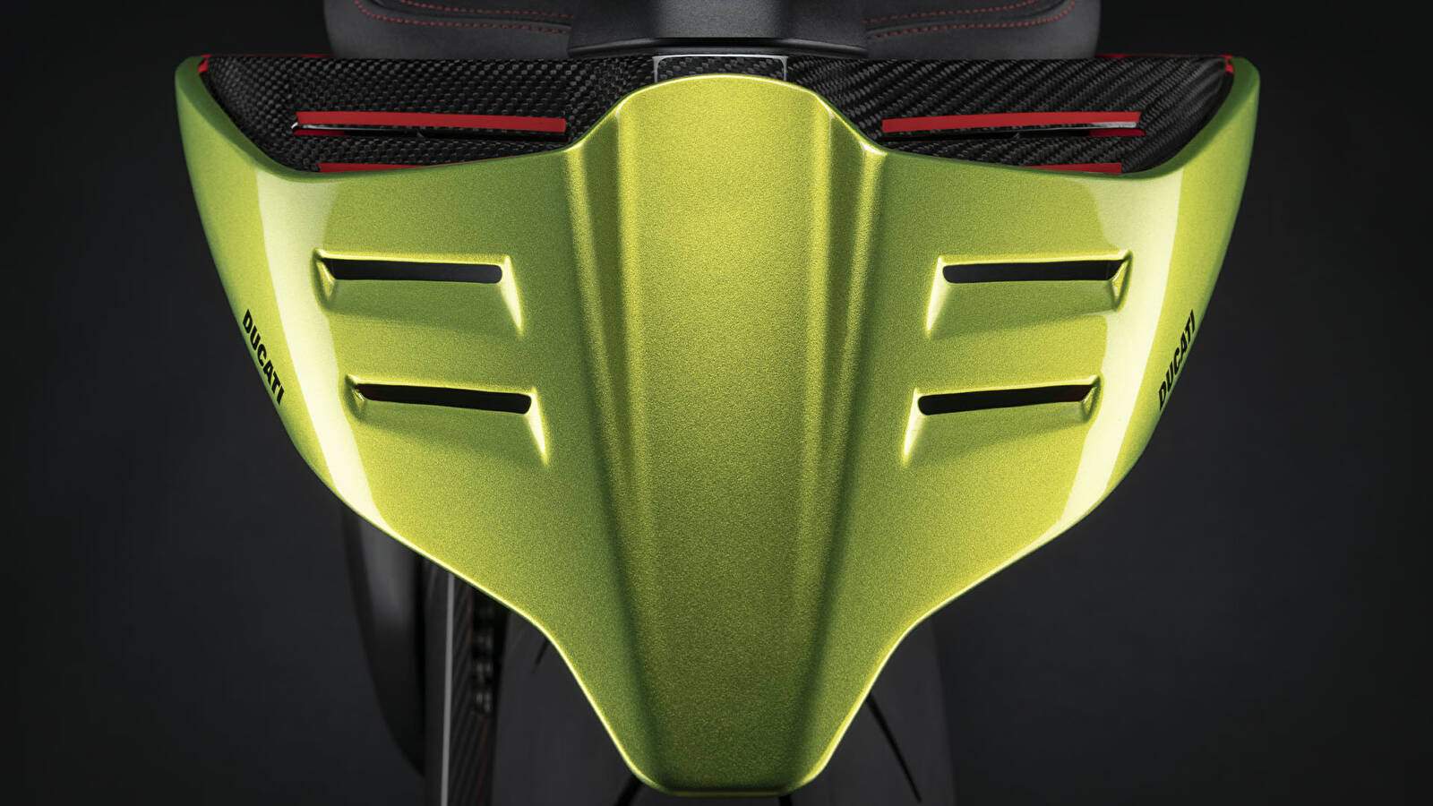Ducati Streetfighter V4 Lamborghini (2023),  ajouté par fox58