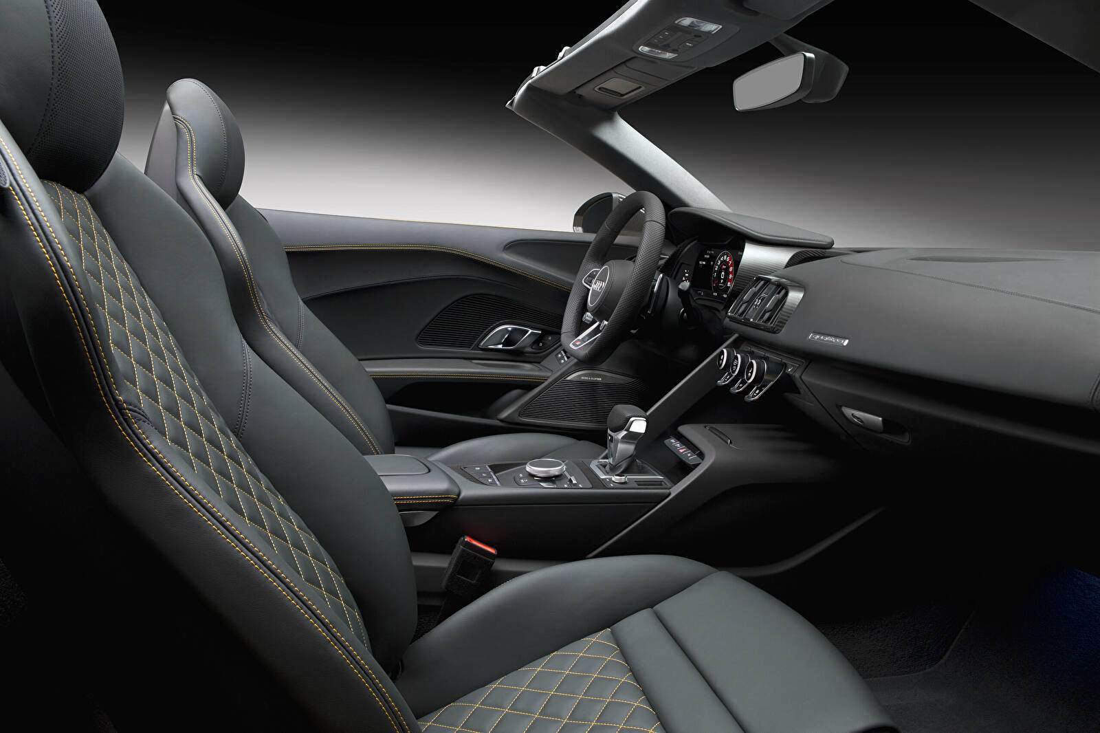 Audi R8 II V10 Spyder (4S) (2016-2019),  ajouté par fox58
