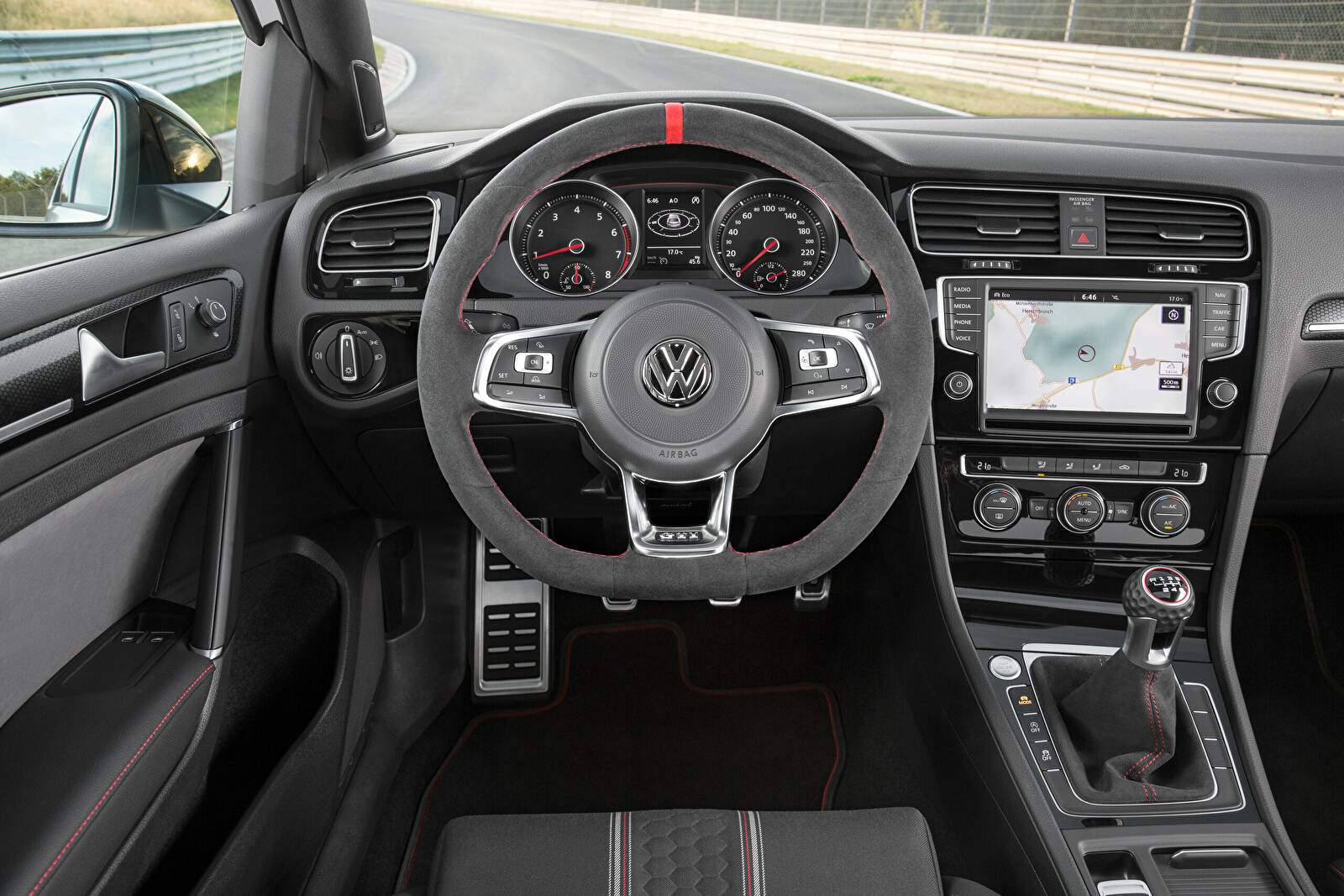 Volkswagen Golf VII GTi Clubsport (Typ 5G) (2016-2017),  ajouté par fox58