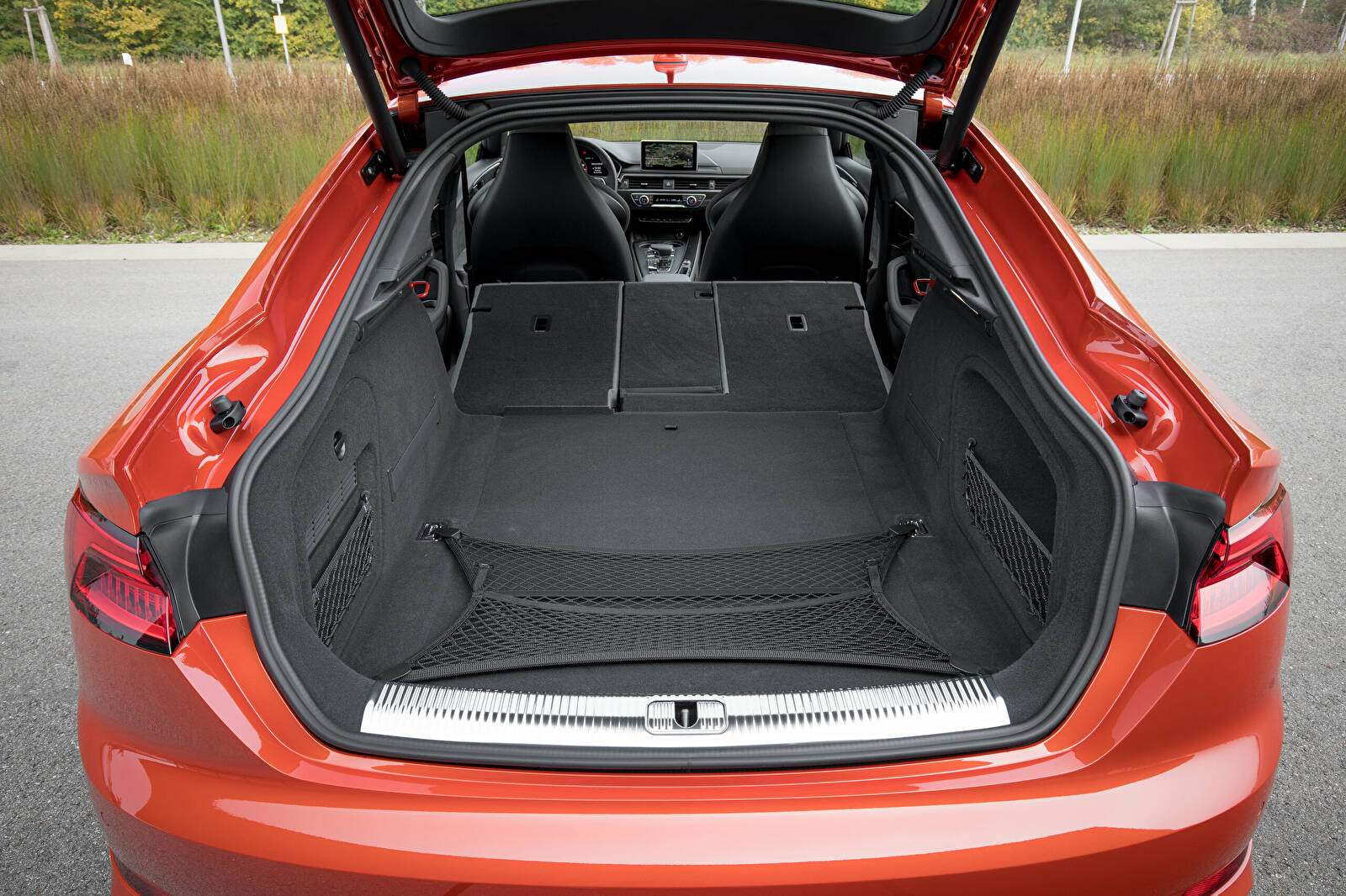 Audi S5 II Sportback (F5) (2016),  ajouté par fox58