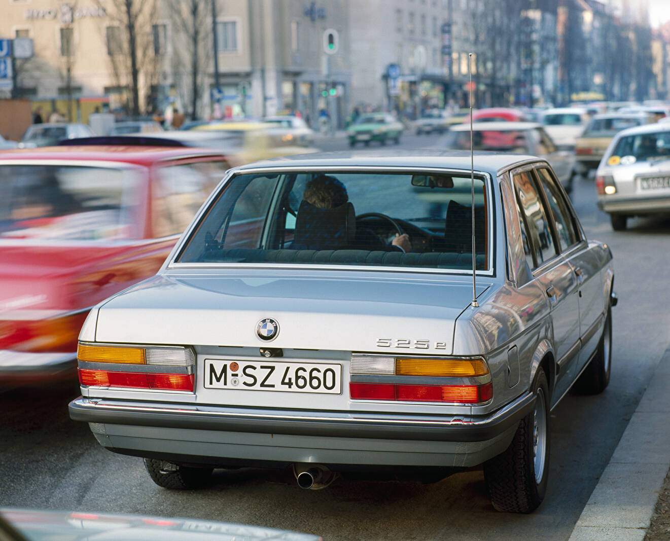 BMW 525e (E28) (1981-1987),  ajouté par fox58