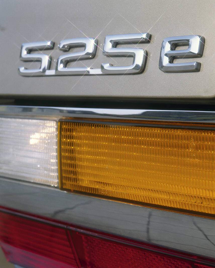BMW 525e (E28) (1981-1987),  ajouté par fox58